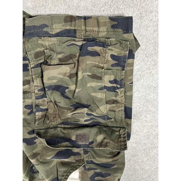 Lee Camo Cargo Shorts Mens W38 Extreme Motion Hiking Fishing Green Loose Baggy - Picture 12 of 16